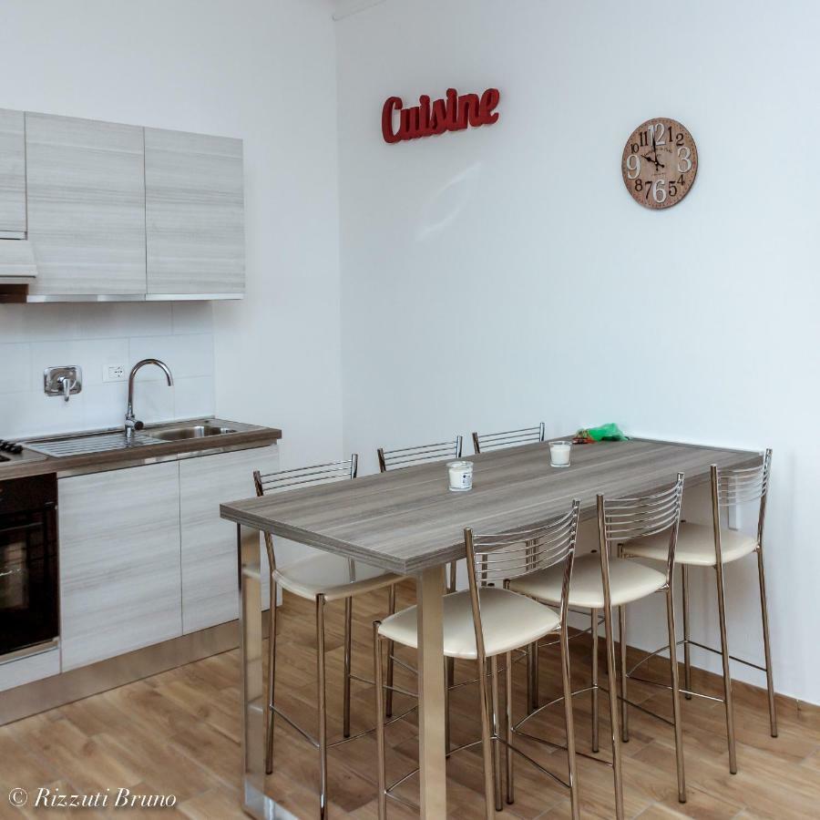 Ferienwohnung Happy House Savona Exterior foto
